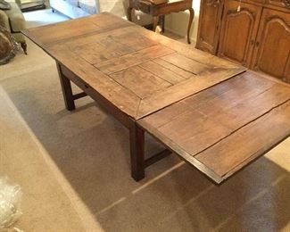 Dutch table fully extended 