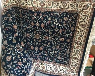 9 ft x 7 ft Area rug