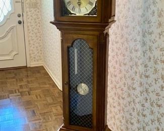 TEMPUS FUGIT "CANTERBURY GRANDFATHER CLOCK," by Silver Mfg. Co., Knoxville, TN. (GF-2 Battery Powered Strike Movement)