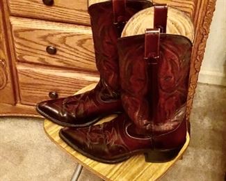 TEXAS ROYAL by TEXAS BOOT CO., Genuine Leather Cowboy Boots (Mens Size 8)
