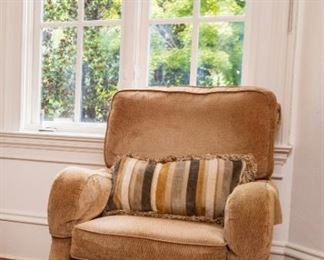 Lot #11 — Chair is Two (2) of Two (2) — Pair of Matching "In Motion" by Motioncraft Fabric Recliners