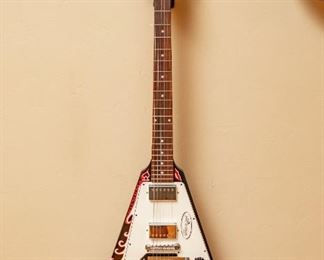 Lot #G15 — 2006 Gibson Jimmy Hendrix Flying V Psychedelic—&nbsp;PRICES LISTED UNDER THE DESCRIPTION SECTION (Click "View More" to expand)

