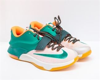 Nike KD VII Mystic Green Light BN-GM (Size 11.5) $140 (No further discounts) — MORE SHOES NOT PICTURES ARE AT THIS SALE