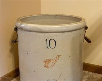 10 Gallon Redwing Stoneware Crock