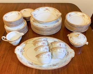 Meito China Set ("Derby" Pattern, Japan)