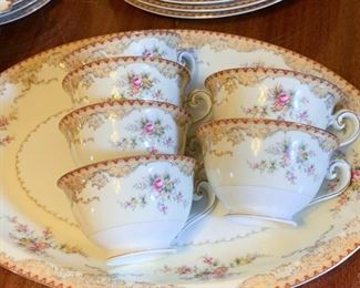 Meito China Set ("Derby" Pattern, Japan)