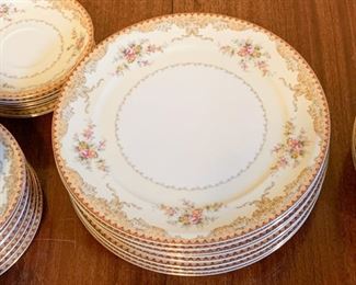 Meito China Set ("Derby" Pattern, Japan)