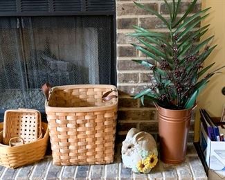 Home Decor - Baskets, Rabbit Statue