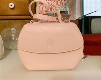 Purses & Handbags