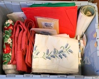 Crafting / Craft Supplies, Fabric & Cross Stitch