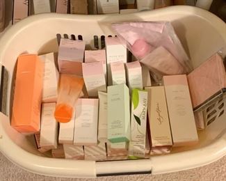 Mary Kay Cosmetics & Vanity Items