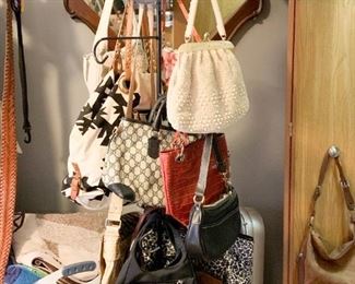 Purses & Handbags