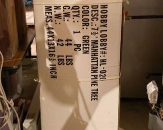 7.5 Foot Manhattan Pine Christmas Tree