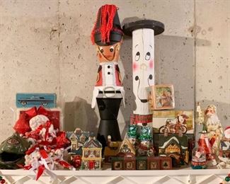 Christmas Decor & Ornaments 