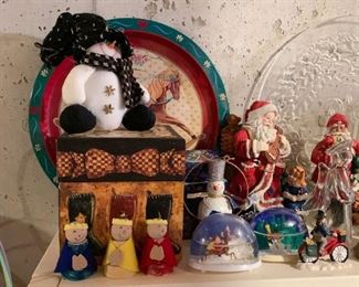 Christmas Decor & Ornaments 