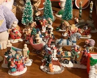 Christmas Decor & Ornaments 