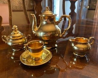 Tiffany porcelain set with 6 cups and saucers