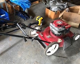 Self propelled craftsman mower