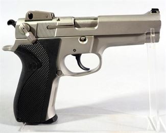 Smith & Wesson Model 5906 9mm Para Pistol SN# TDU1491, 3 Total Mags, In Original Hard Case