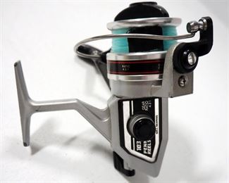 Assorted Fishing Reels Includes Okuma CIS-20, Daiwa US-80X, Penn 4400SS, Penn 103, And More, Total Qty 6