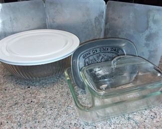 Pyrex Mixing Bowl with Lid and Assorted Bakeware