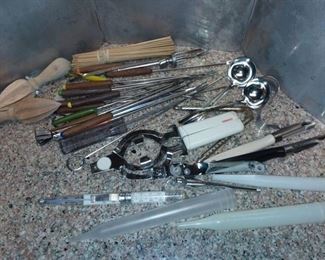 Assorted Kitchen Utensils