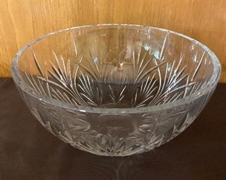 genuine crystal serving bowl 10"