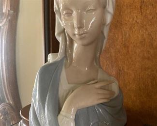 Lladro Madonna porcelain bust