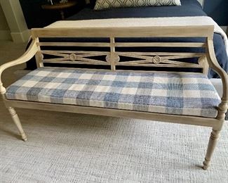 5 ft wide cushioned bench
