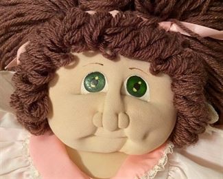 Original Xavier Roberts doll. This doll was made before these dolls were named Cabbage Patch dolls. 