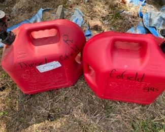 Plastic gas cans