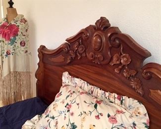 Victorian Rococo Headboard with Serra Perfect Sleeper Mattress Set
