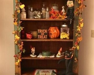  Superb Primitive Grain Bin Cabinet with Original Paint circa 1800s