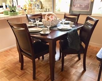 Contemporary Dining Set