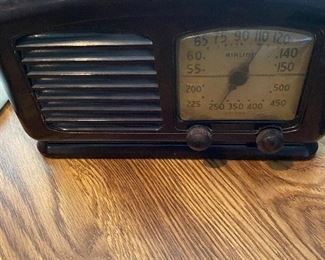 Bakelite Tube Radio