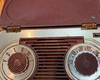 Motorola Black Cherry Transistor Tube Radio