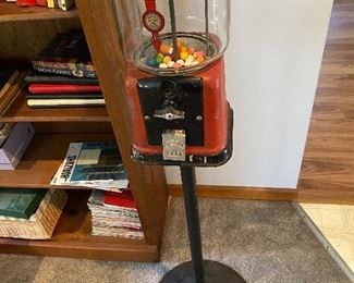 Vintage 1Cent Gumball Machine Stand. Key. Works