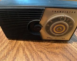 Bakelite Art Deco Style Transistor 