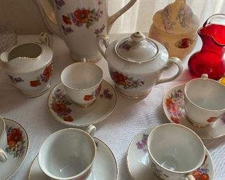 Vintage OJ Coffee Set Cups Saucers