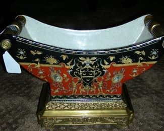 Bronze and porcelain centerpiece