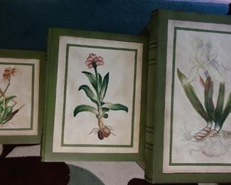 Orchid Theme Nesting Tables,