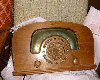 vintage radio