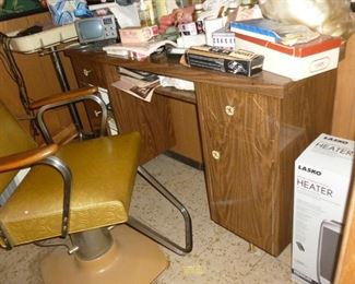 counter in home salon