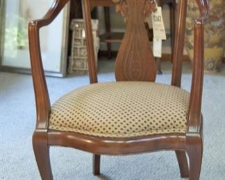 Beautifully carved chair - excellent condition