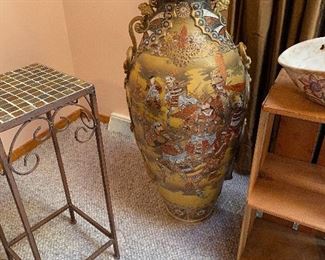 Palace Size Satsuma Vase 