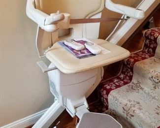 Stannah stairlift, model 420, 2013 year, all options, 350 lb weight limit, w/ 2 hand controllers, currently on 15 step straight staircase