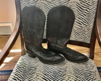 79 Fun Ostrich Leather Boots Size 9. These Boots are Made For Fancy Walkn OMGosh!! $45! Purses shoes belts clothes available too call/text anytime 24/7 to make appointment. Will post more