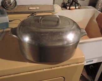 Wagner ware aluminium roasting pan