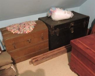 Vintage Trunks total of 4 trunks