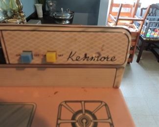 Childs Wolverine/Kenmore play Stove